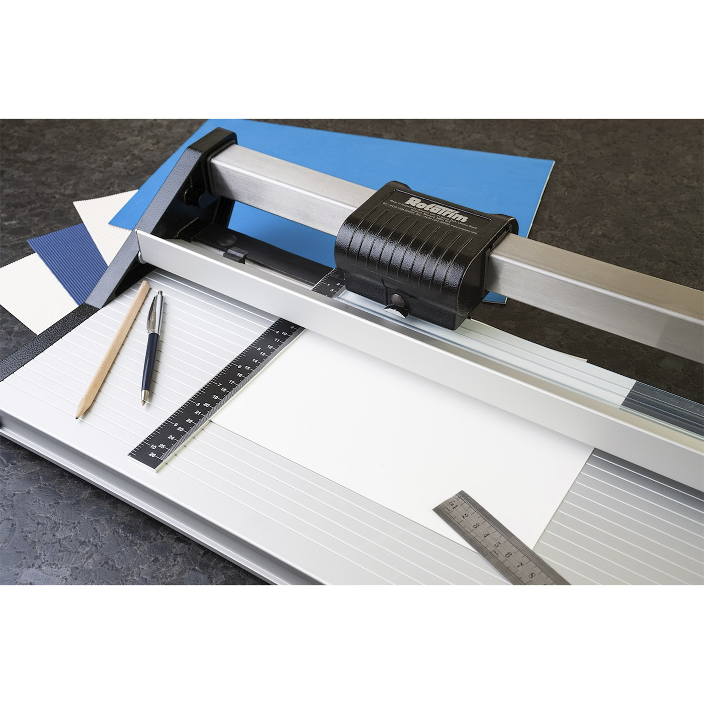 Rotatrim Technical T Serie - Schnittlänge 2550 mm (100 Zoll)